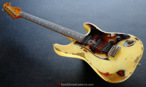 Fender Stratocaster Vintage White FN Series with Gold Leaf Made in USA Aged Relic (Rare)(SOLD)