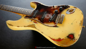 Fender Stratocaster Vintage White FN Series with Gold Leaf Made in USA Aged Relic (Rare)(SOLD) - Image 10