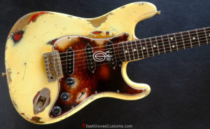 Fender Stratocaster Vintage White FN Series with Gold Leaf Made in USA Aged Relic (Rare)(SOLD) - Image 12