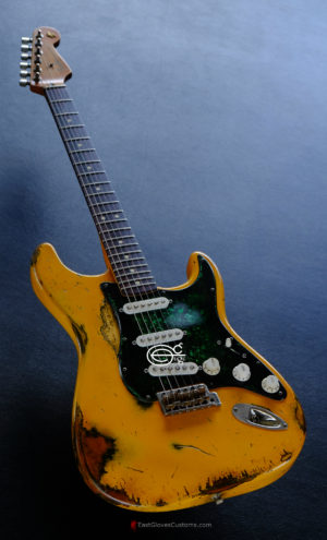 Fender Stratocaster Yellow Heavy Aged Relic (SOLD) - Image 4