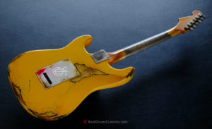 Fender Stratocaster Yellow Heavy Aged Relic (SOLD) - Image 3