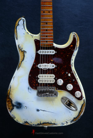 Squier Stratocaster Vintage White HSS Made in USA Aged Relic (SOLD)