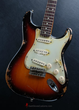 Fender American Vintage 62 Reissue Stratocaster Sunburst AVRI 1962 Aged Relic (SOLD)