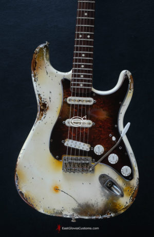 Fender Stratocaster Snowberry White Heavy Aged Relic (SOLD)