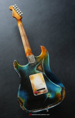 Fender Stratocaster Galaxy Blue Heavy Aged Relic by East Gloves Customs (Very Rare)(SOLD) - Image 3