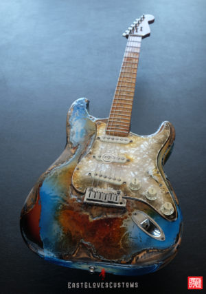 Fender Stratocaster Pelham Blue/Amber Paisley Made in USA Heavy Aged Relic (SOLD) - Image 2