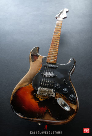 Fender Stratocaster Sunburst HSS Heavy Aged Relic by East Gloves Customs (SOLD) - Image 2