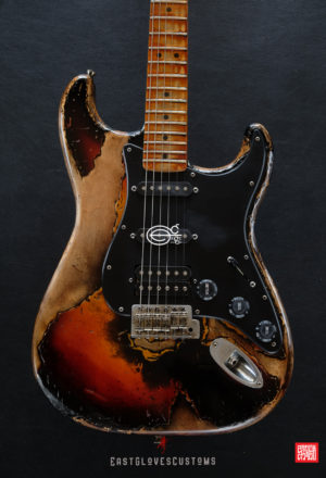 Fender Stratocaster Sunburst HSS Heavy Aged Relic by East Gloves Customs (SOLD) - Image 4