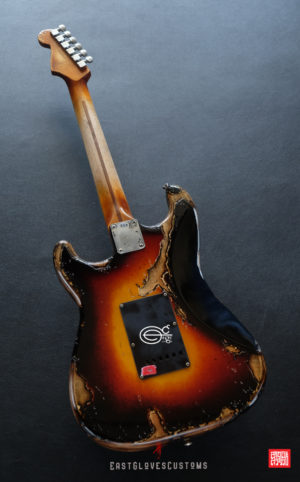 Fender Stratocaster Sunburst HSS Heavy Aged Relic by East Gloves Customs (SOLD) - Image 3