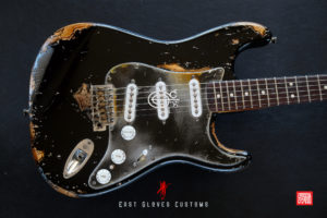 Fender Stratocaster 60th Anniversary Special Edition Black Aged Relic by East Gloves Customs (Rare) - Image 2