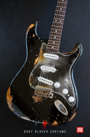 Fender Stratocaster 60th Anniversary Special Edition Black Aged Relic by East Gloves Customs (Rare)