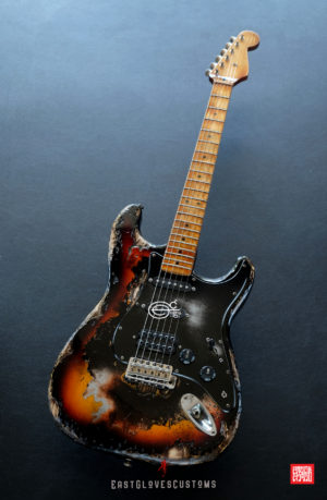 Fender Stratocaster HSS Deluxe Series Sunburst Heavy Aged Relic by East Gloves Customs - Image 11