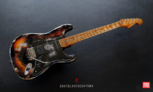 Fender Stratocaster HSS Deluxe Series Sunburst Heavy Aged Relic by East Gloves Customs - Image 2