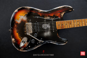 Fender Stratocaster HSS Deluxe Series Sunburst Heavy Aged Relic by East Gloves Customs