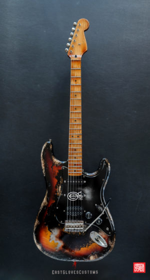 Fender Stratocaster HSS Deluxe Series Sunburst Heavy Aged Relic by East Gloves Customs - Image 17