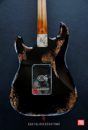 Fender Stratocaster HSS Deluxe Series Sunburst Heavy Aged Relic by East Gloves Customs - Image 10